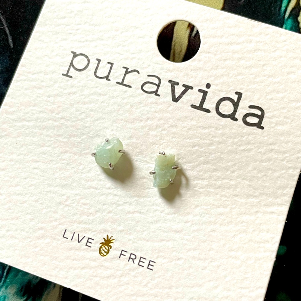 NWT Pura Vida  Raw Gemstone Stud Earrings Silver Amazonite